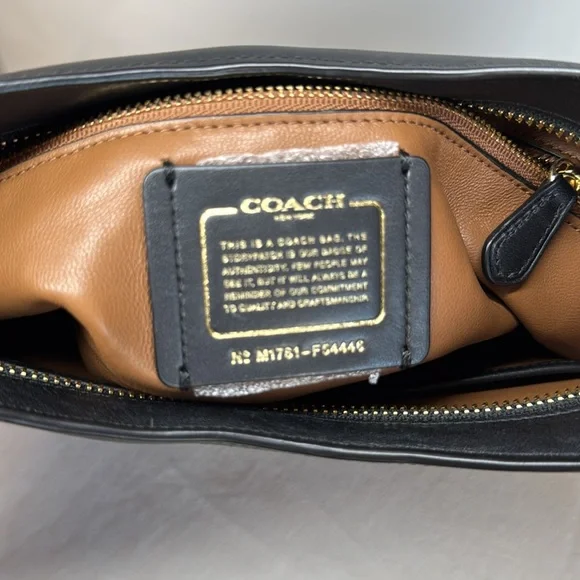 Authentic Coach Black Nomad Shoulder Bag